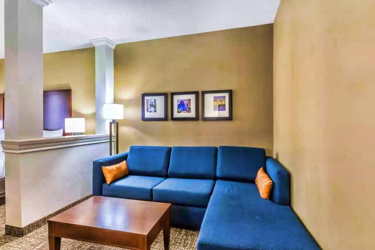 Comfort Suites Houston I45 North Aldine Ngoại thất bức ảnh