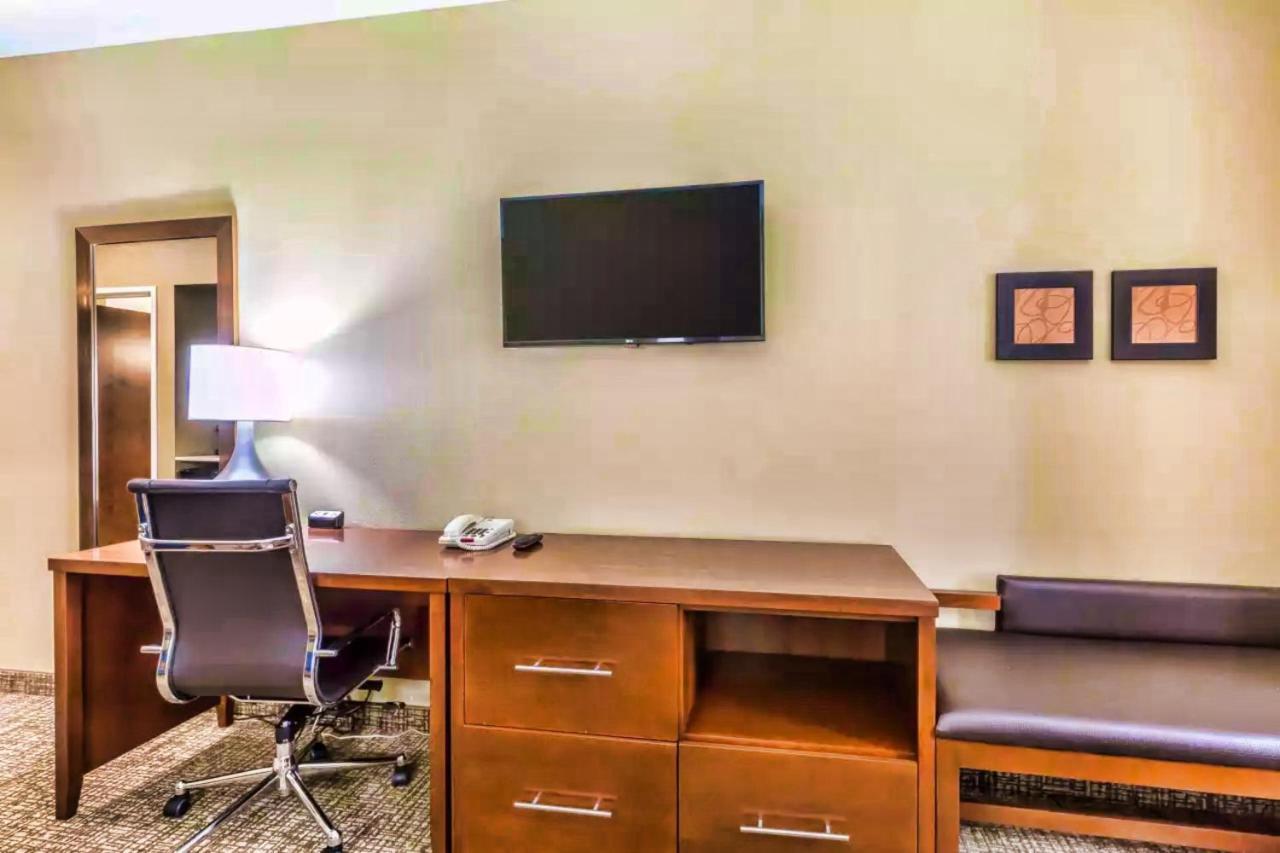 Comfort Suites Houston I45 North Aldine Ngoại thất bức ảnh