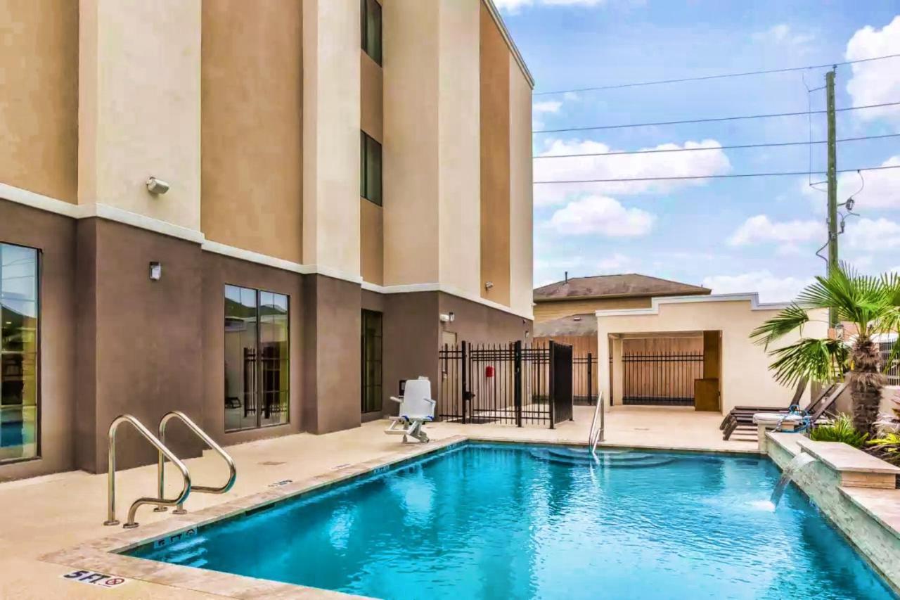Comfort Suites Houston I45 North Aldine Ngoại thất bức ảnh
